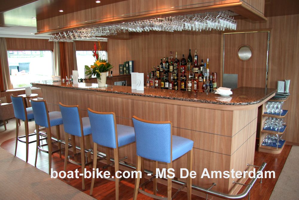 MS De Amsterdam - bar