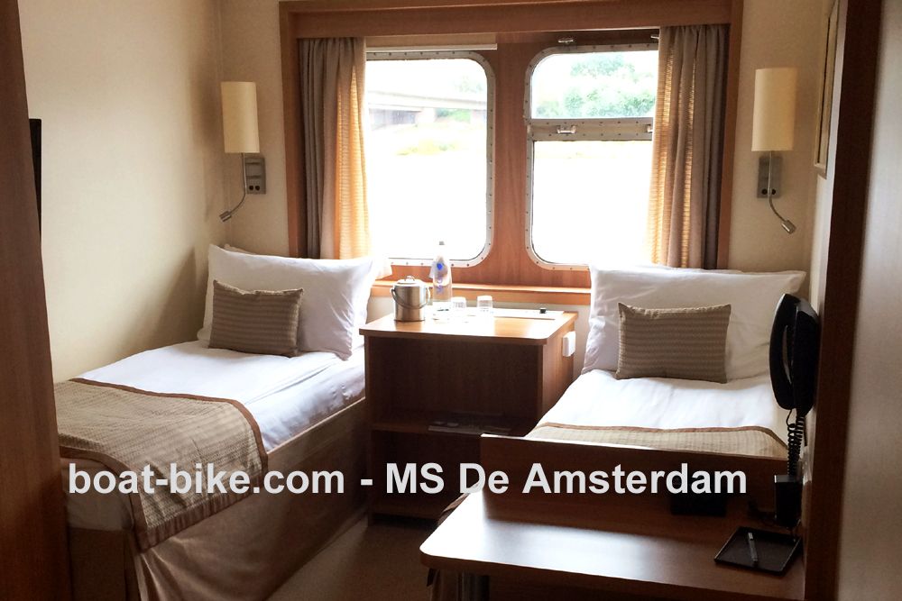 MS De Amsterdam - cabin