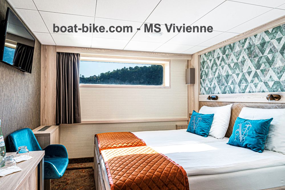 MS Vivienne - main deck